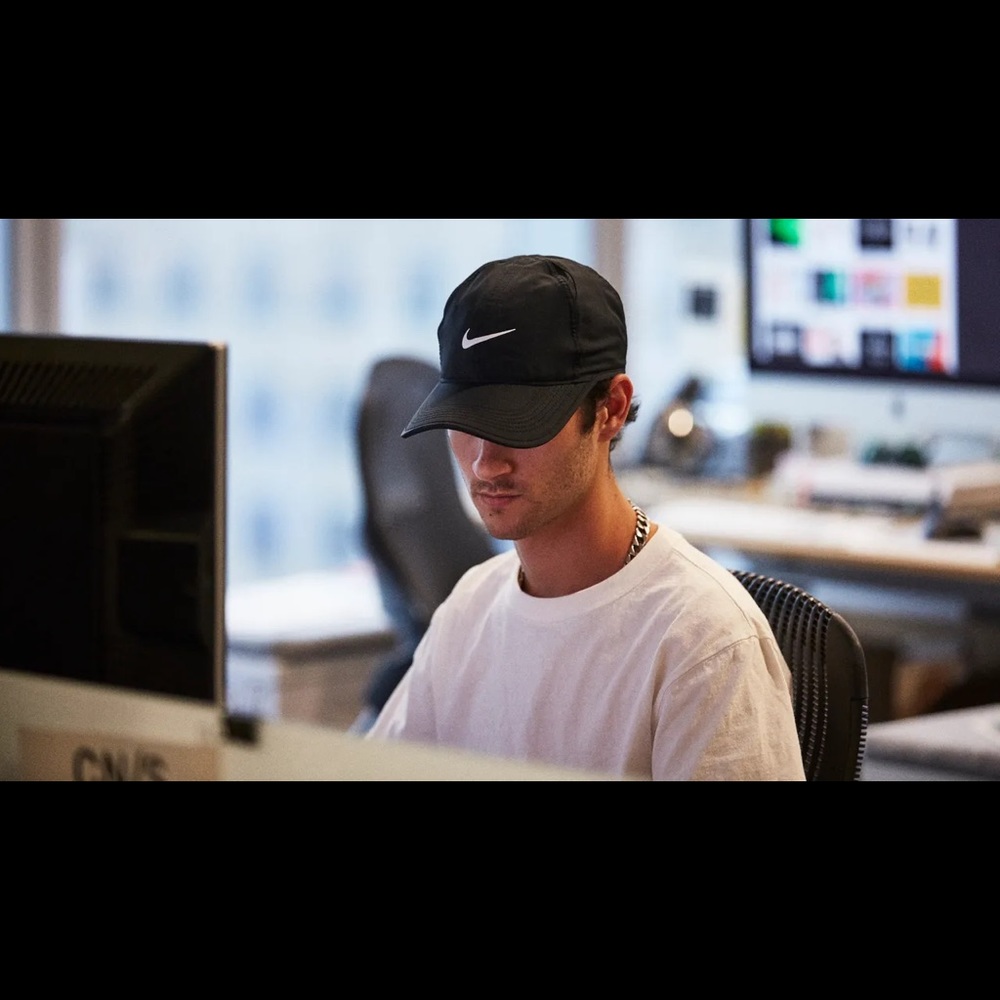 NWT Black Nike Hat Ball Cap Dad Hat